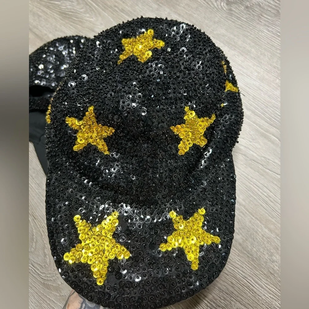 TWO Vintage 80’s Full Sequins Hats Hat Set Black Stars - Picture 3 of 4
